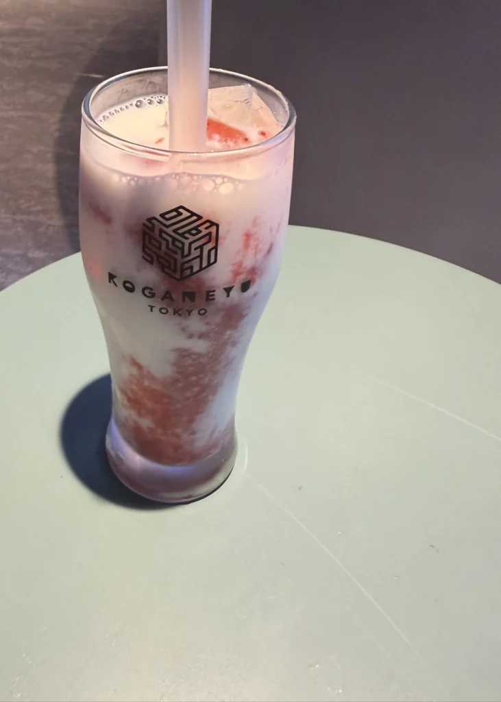 黄金湯 新宿店のいちごみるく